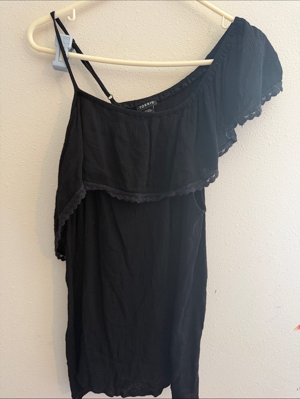 Torrid One-Shoulder short sleeve top